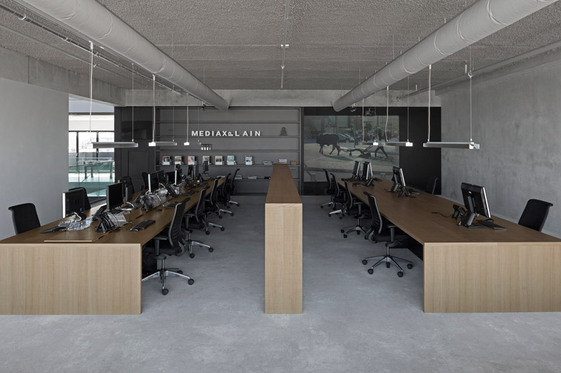 I Vmx Collaborate For Media Agency Office In Amsterdam