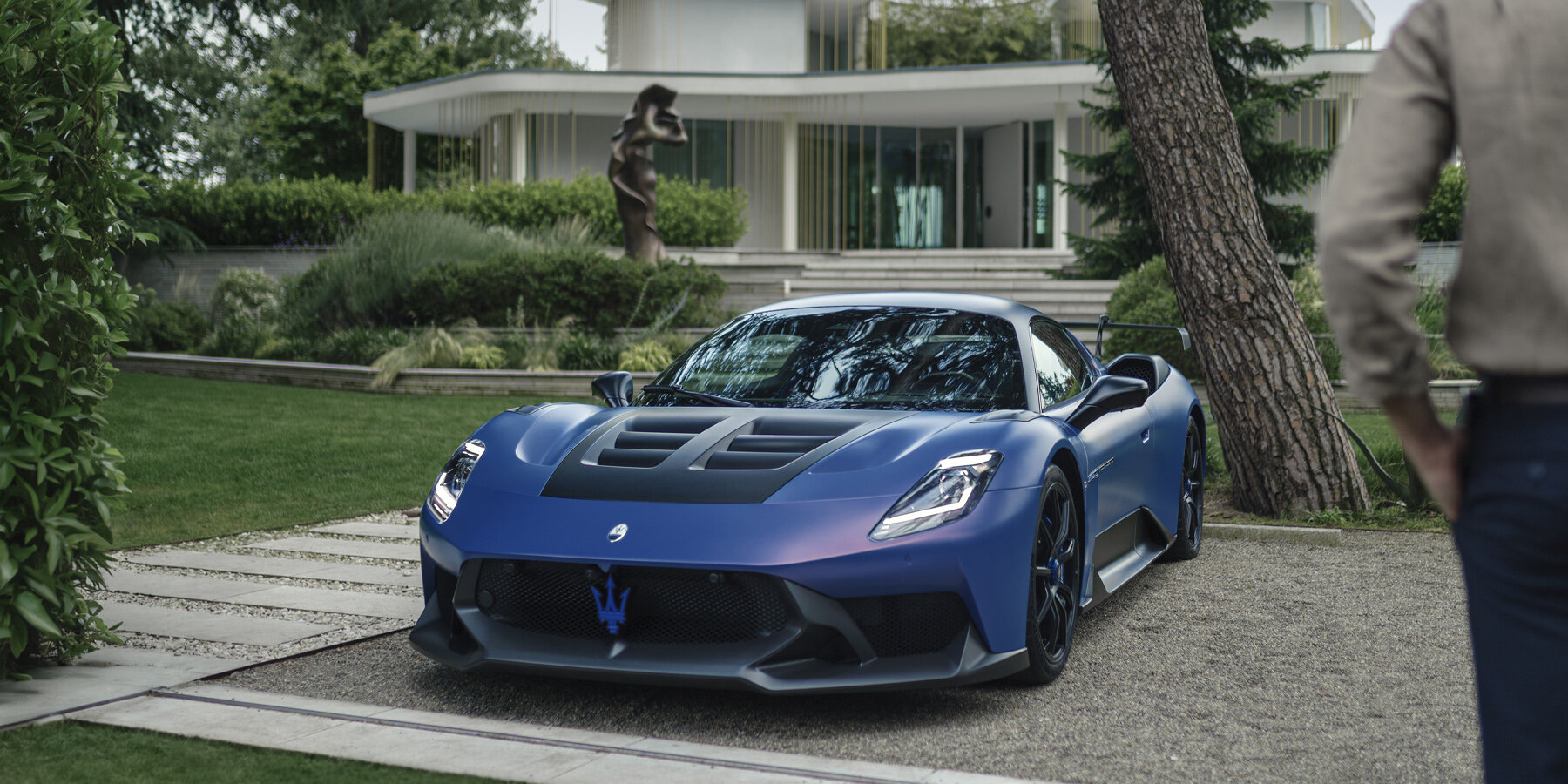 unveiled at the quail, maserati GT2 stradale packs racing performance into everyday driving