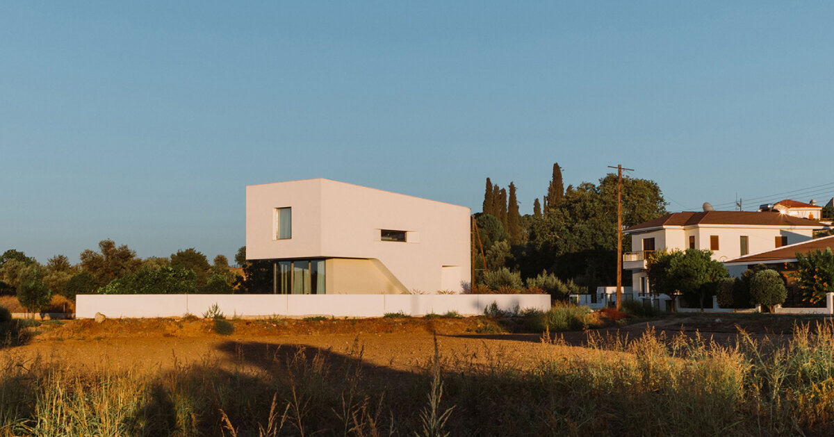 cypress&amp;lined landscape embraces versa architecture’s villa JJ in cyprus