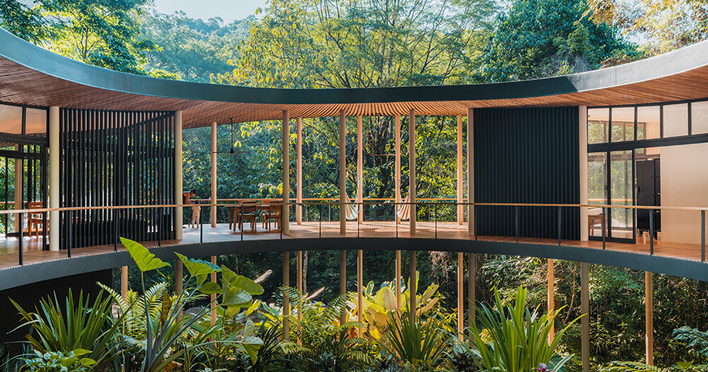 sinfonia verde: studio saxe’s circular, off&amp;grid home on stilts floats among costa rican canopy