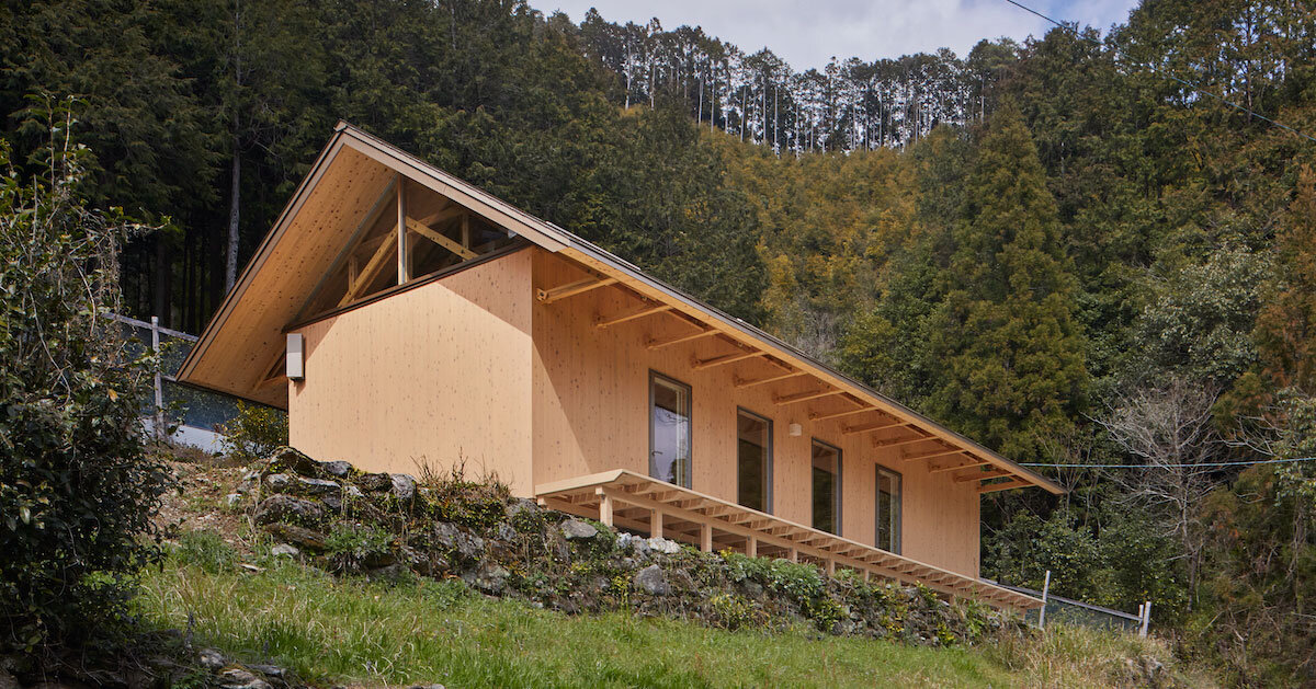 VUILD’s niyodo river stud house in japan is made entirely out of timber planks