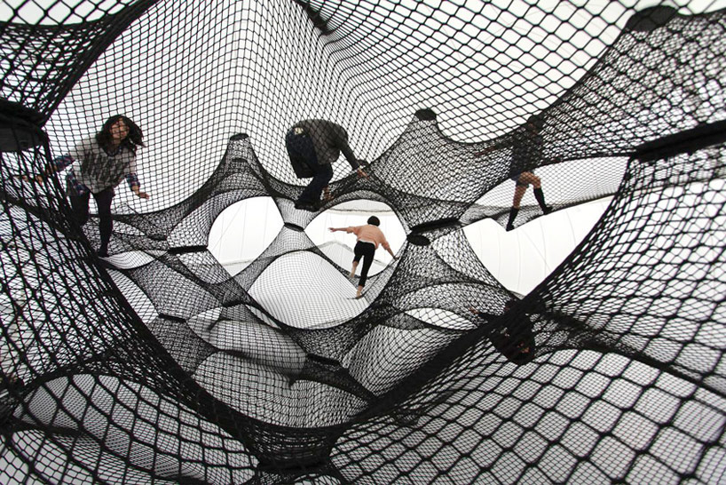 numen/for use inflates interactive net blow-up in yokohama 