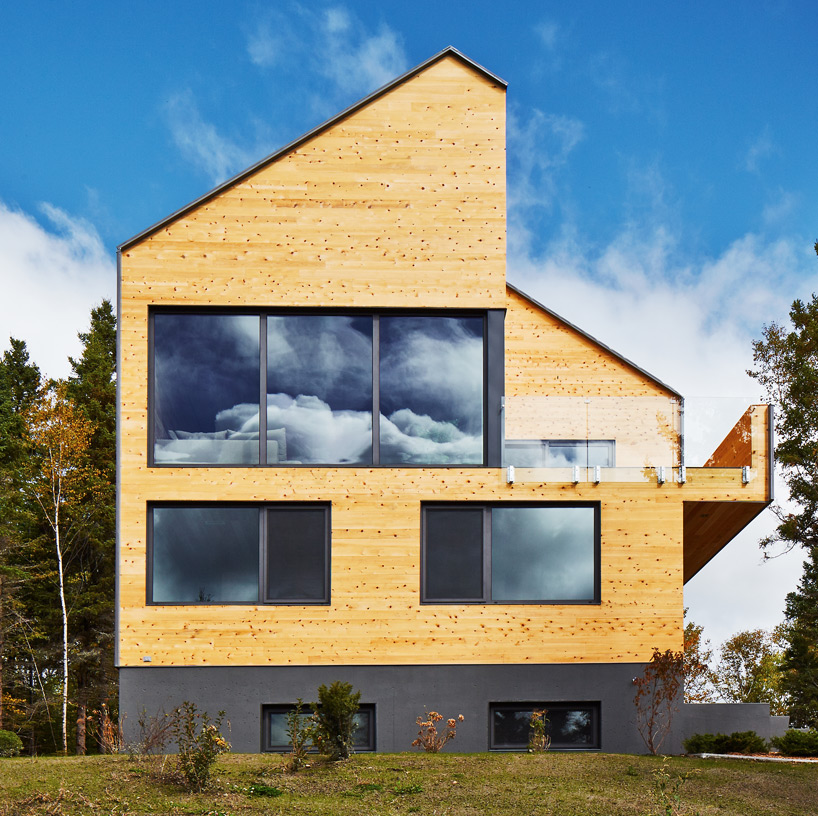 MU architecture malbaie VIII residence la grange designboom