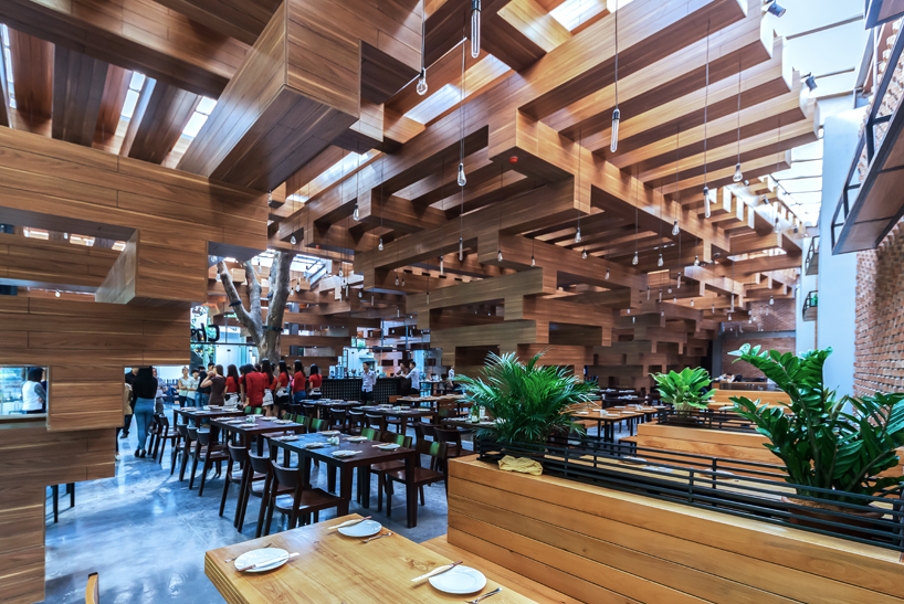 HP architects cheering restaurant designboom10