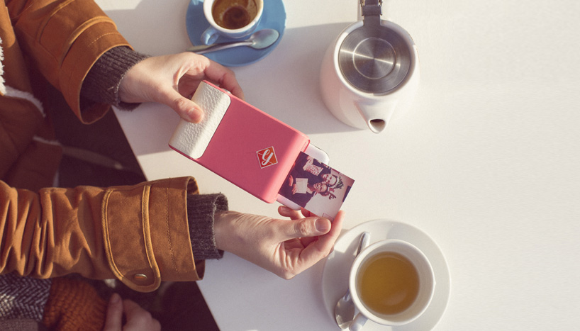 prynt smartphone case instantly prints camera photos