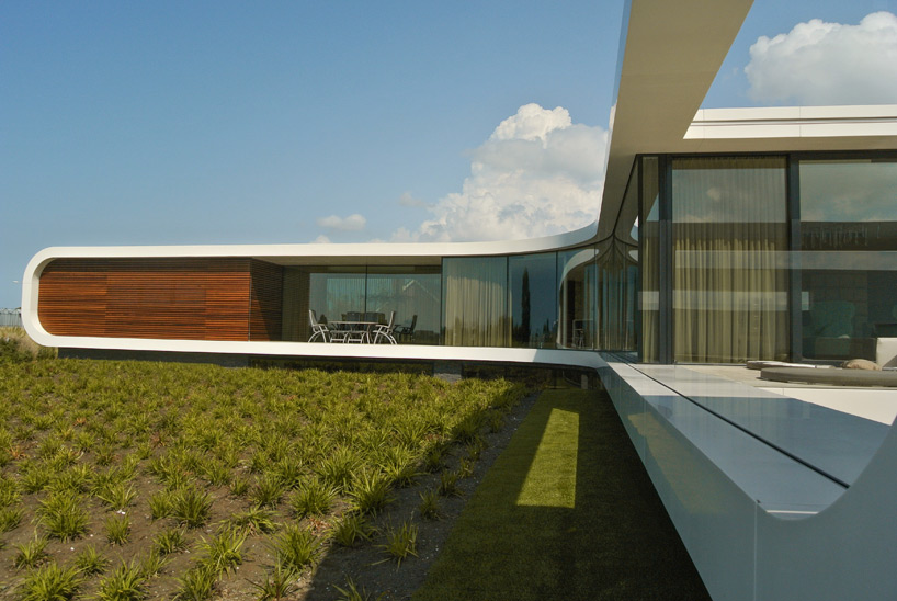 waterstudio koen olthuis villa new water netherlands designboom