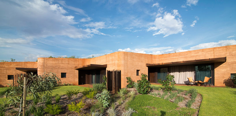 great-wall-of-WA-luigi-rosselli-architects-NW-australia-designboom-02