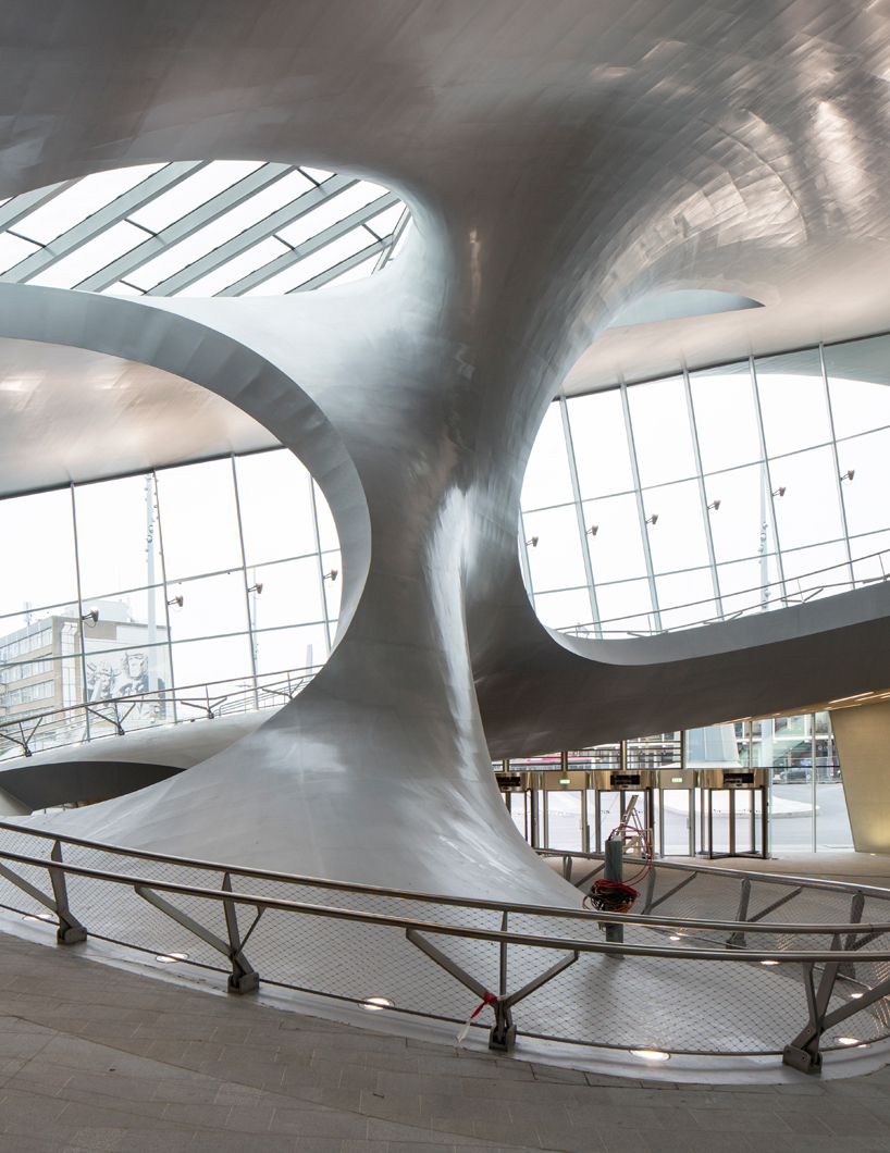 UNstudio-new-transfer-terminal-arnhem-central-station-designboom-03