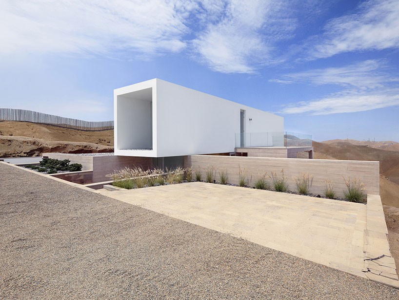 domenack arquitectos casa poseidon house peru designboom