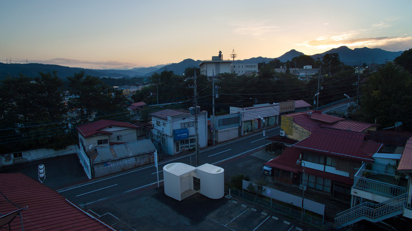 kubo-tsushima-architects-isemachi-public-toilet-japan-designboom-02