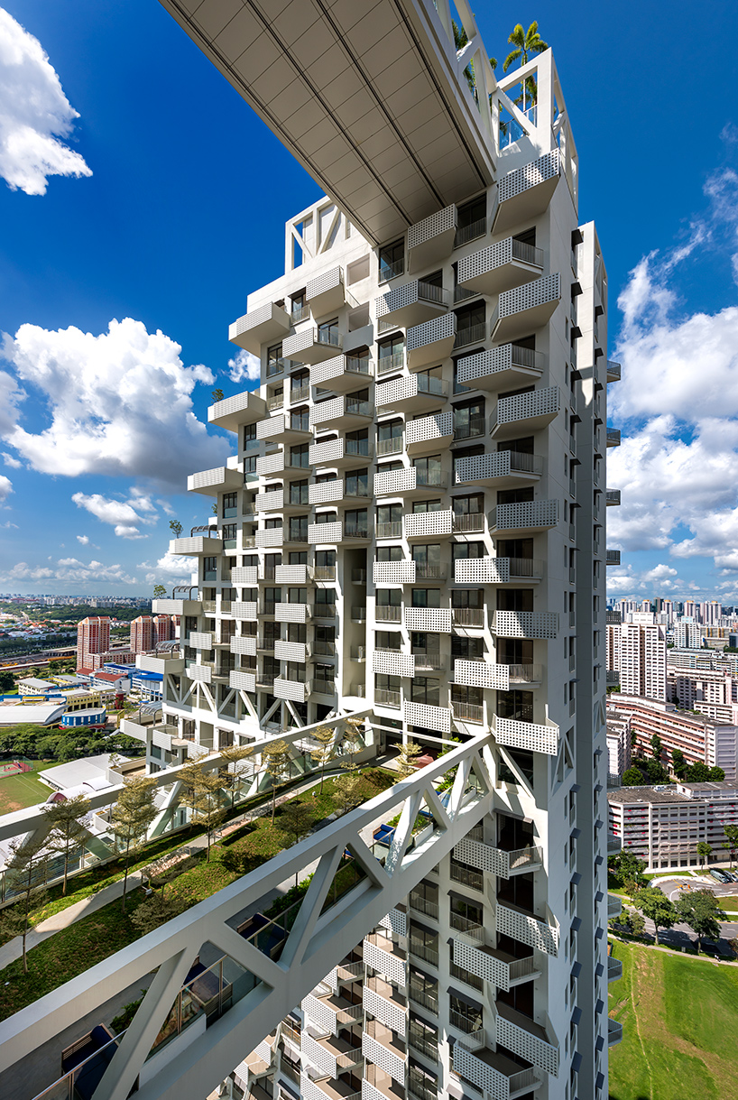 Moshe Safdie Completes Sky Habitat Residences In Singapore