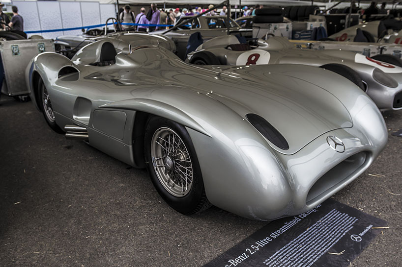 2040 Mercedes Benz Streamliner Is A Retro Futuristic Concept