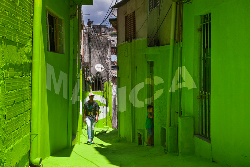 boa-mistura-luz-nas-vielas-favela-designboom-02