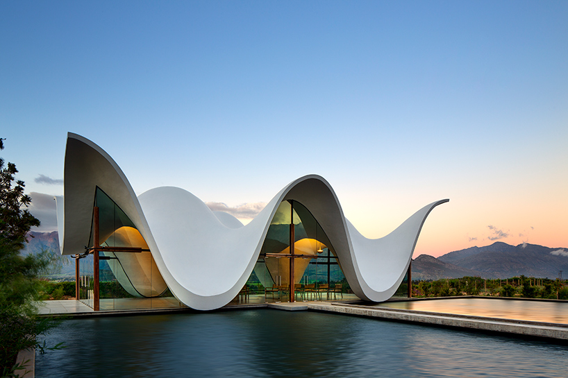 coetzee-steyn-studio-bosjes-chapel-western-cape-south-africa-designboom-02