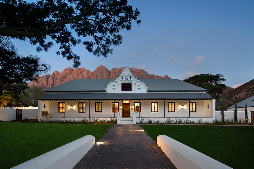 coetzee-steyn-studio-bosjes-chapel-western-cape-south-africa-designboom-02