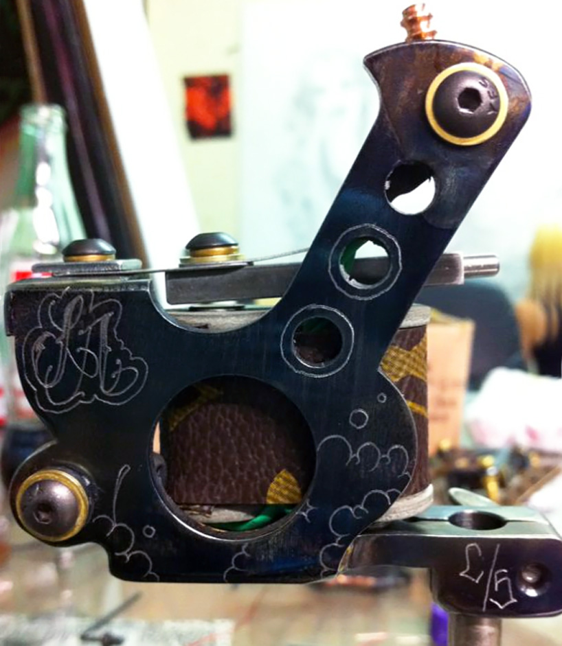 custom tattoo machines by norm at will rise studio in LA