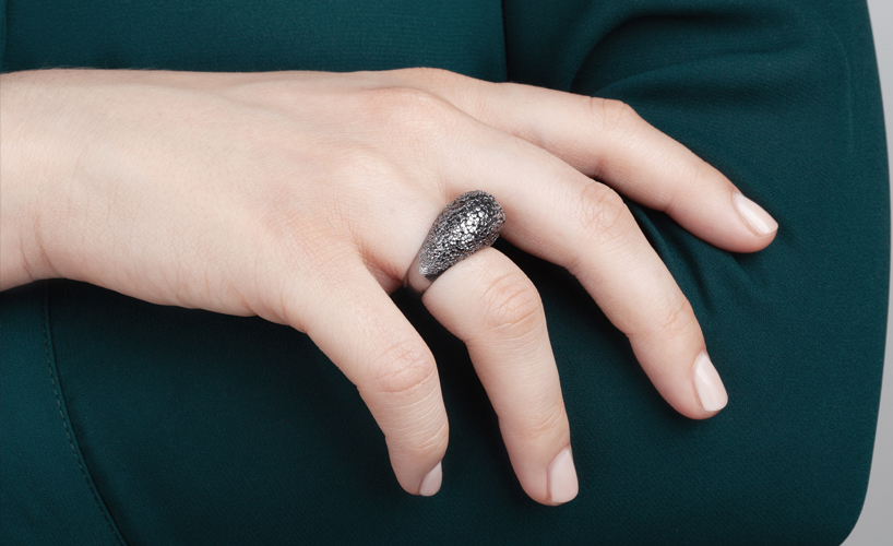 Swarovski 5406222 Women's Stone Signet Black Crystal Ring, Size 6.75 -  Walmart.com