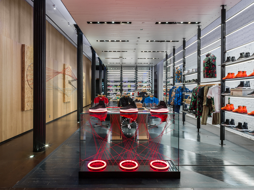 NIKE bridges physical space and digital experiences with NIKElab