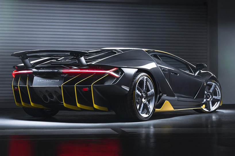 Lamborghini Centenario салон