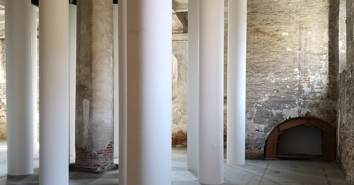 valerio olgiati sets a space in a space at the venice architecture