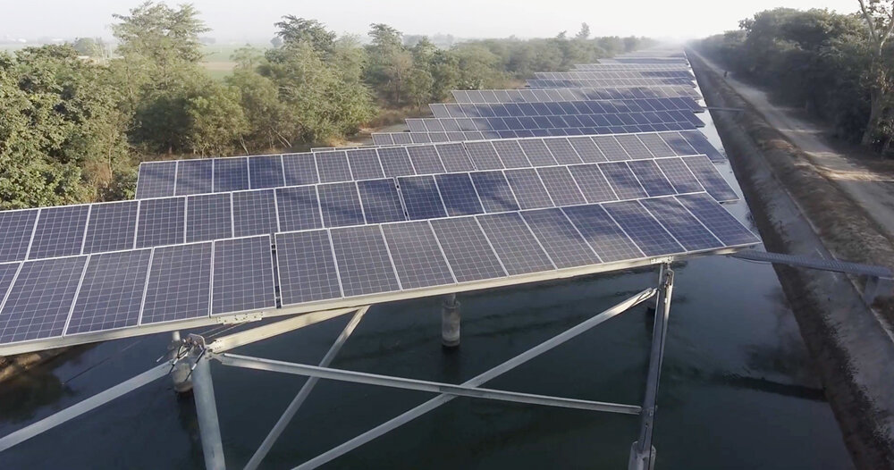 building solar panels over canals saves huge amounts of evaporating water