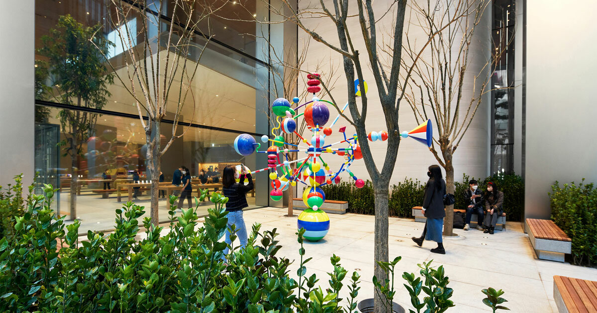 Foster + Partners Designs Singapore's Third Apple Store