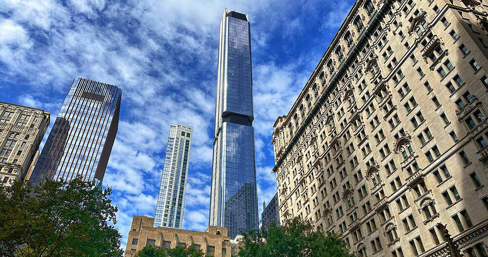 Luxurious new high-rise elevates living near Memorial Park