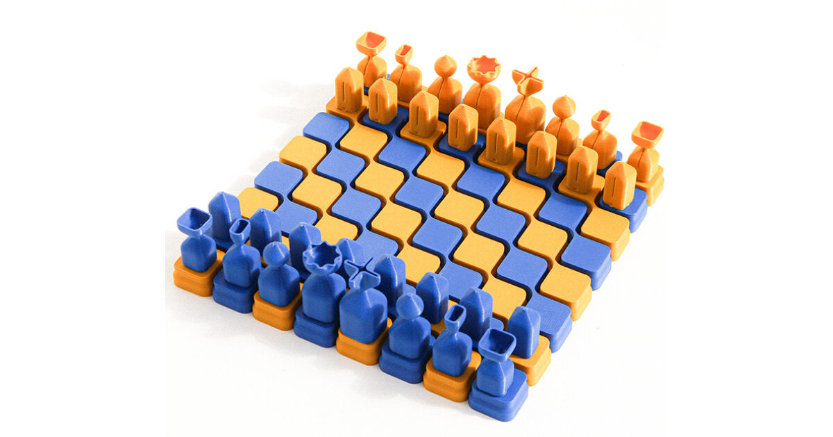 NGO cuibono 3D prints chess set inspired by the war in ukraine