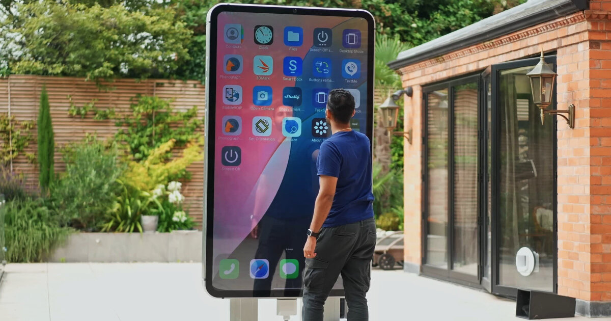 biggest iPhone 15 pro max in the world has 88-inch OLED screen, and it’s not made by apple