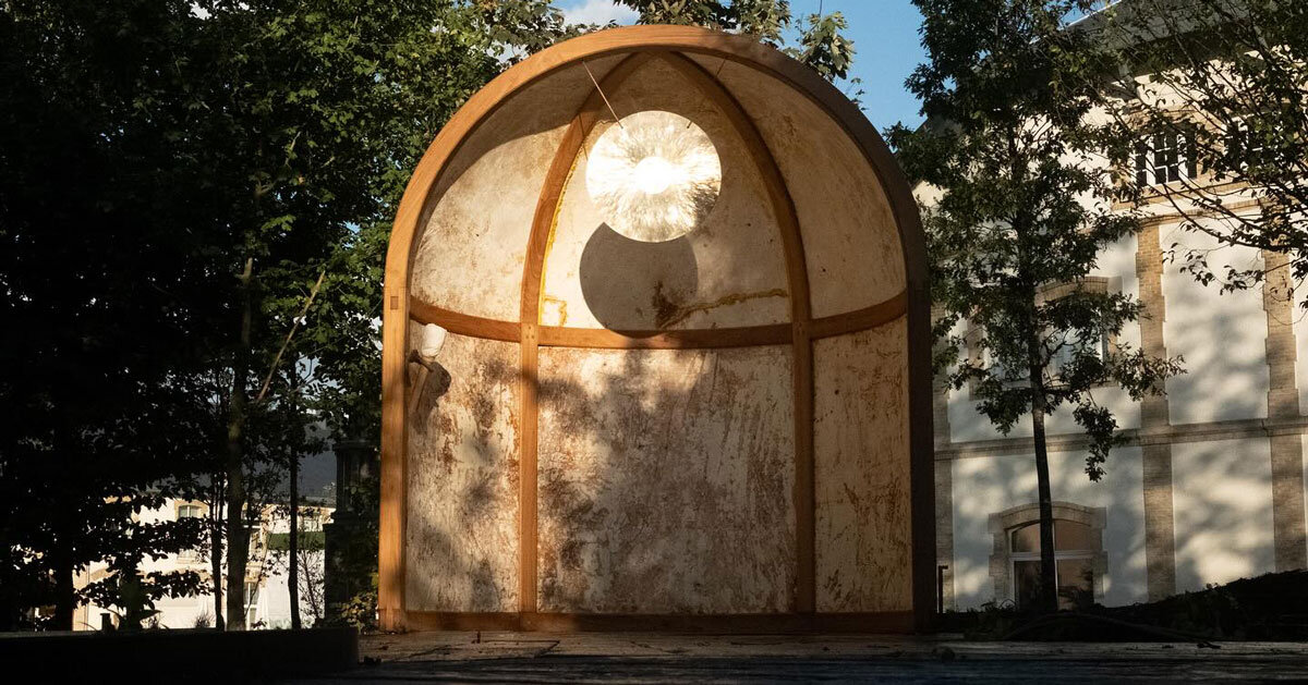 mycelium alcove installation explores interconnectedness between organic matter and sound