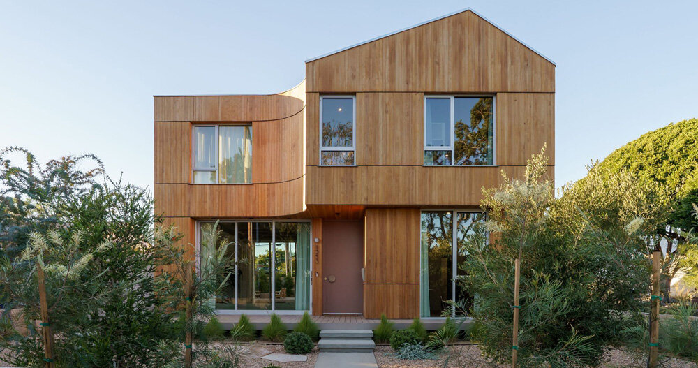 dimster architecture shapes ashland residence with softly curving walls in santa monica