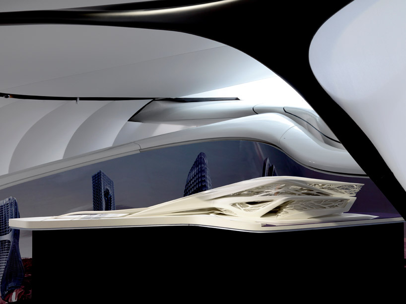 Zaha Hadid Une Architecture At The Chanel Mobile Art Pavilion