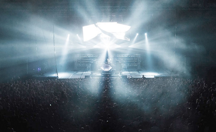 flume the infinity prism tour interactive visuals by toby + pete