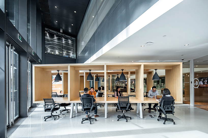 Creatice Shared Office Design 