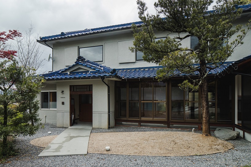 ALTS has renovated a 53-year-old japanese house while maintaining