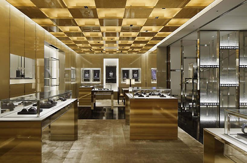 Louis Vuitton's Ginza Namiki Store With Rippling Façade In Tokyo