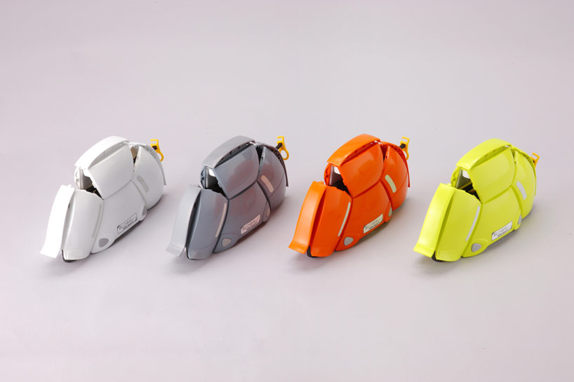 bloom helmet unfolds for speedy emergency evacuation