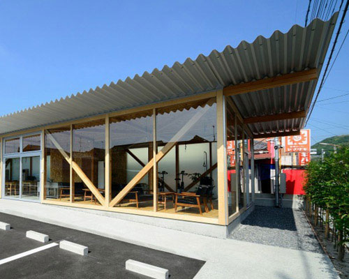 niji architects constructs inviting timber frame cafeteria 