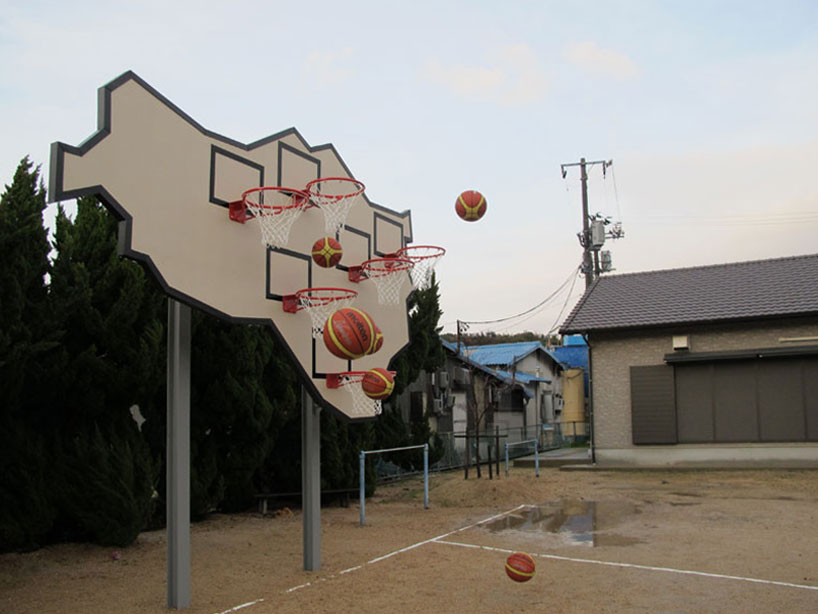 no one wins - multibasket backboard by llobet & pons