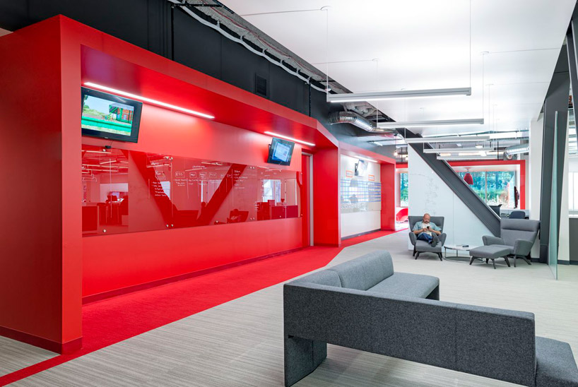 design blitz finishes comcast office in red
