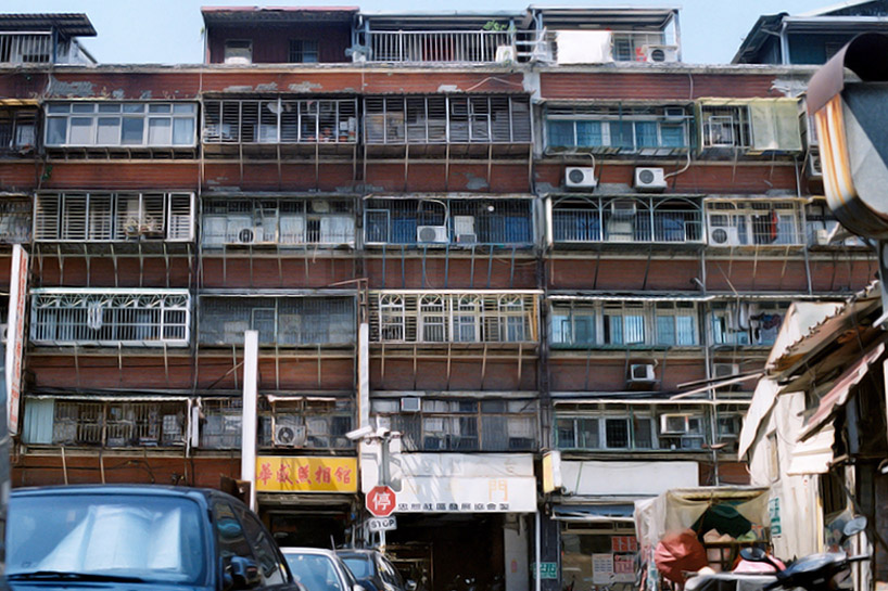 the edge of taipei: mapping the south airport apartment