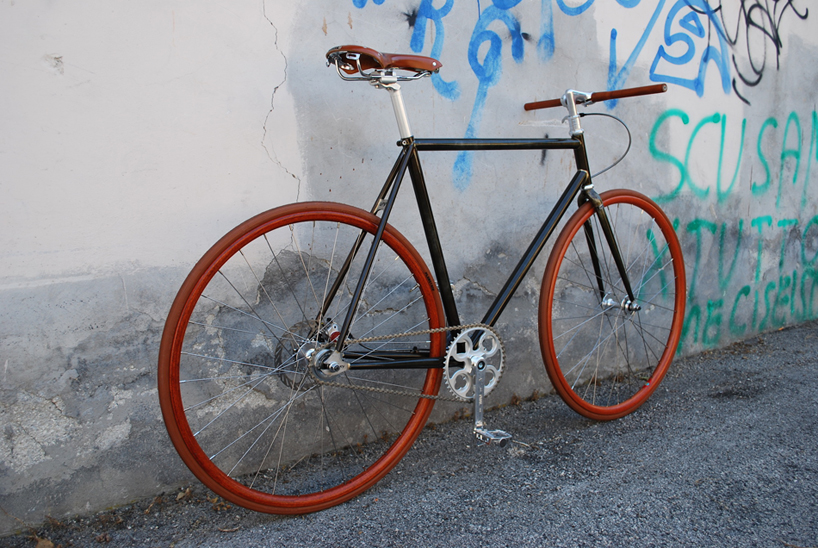 ucycles custom builds fixedgear bike with ghisallo wood wheels