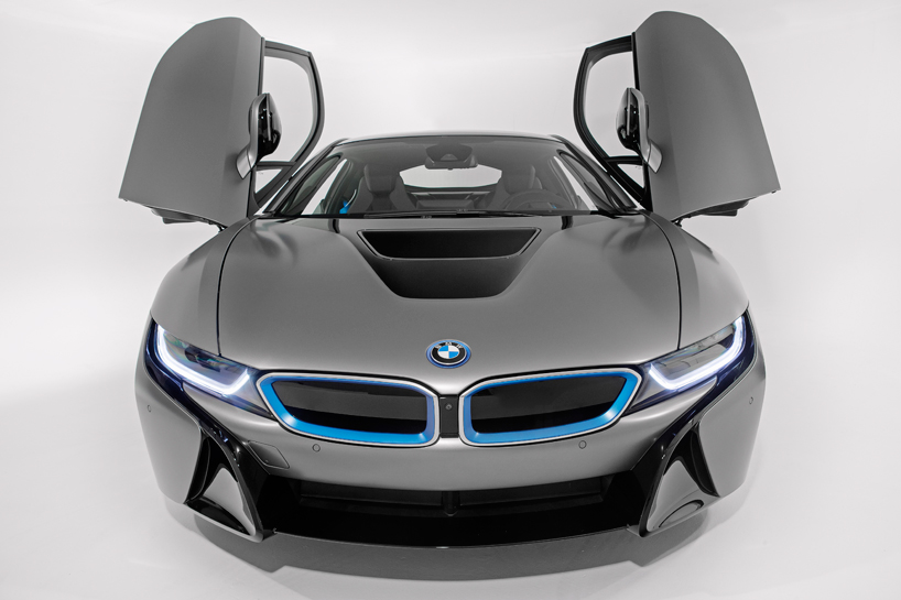 BMW i8 points to the future of cars