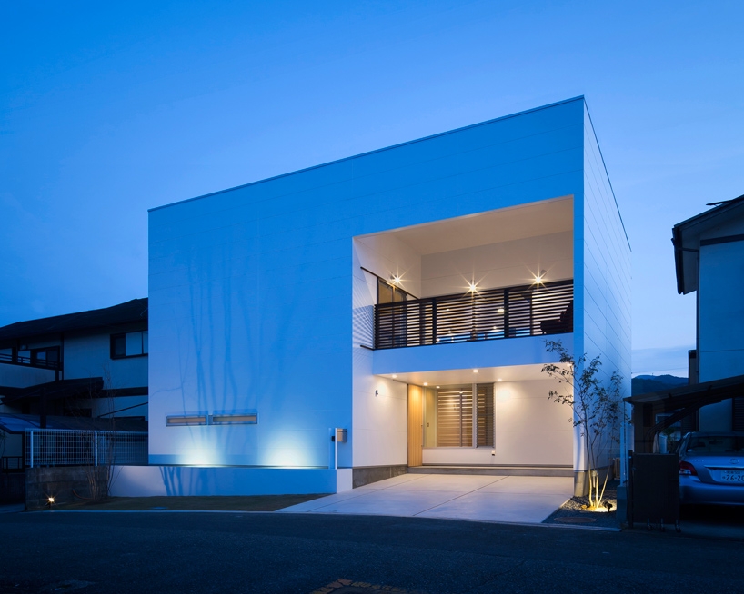 yoshiaki yamashita completes house with north side terrace in oaska