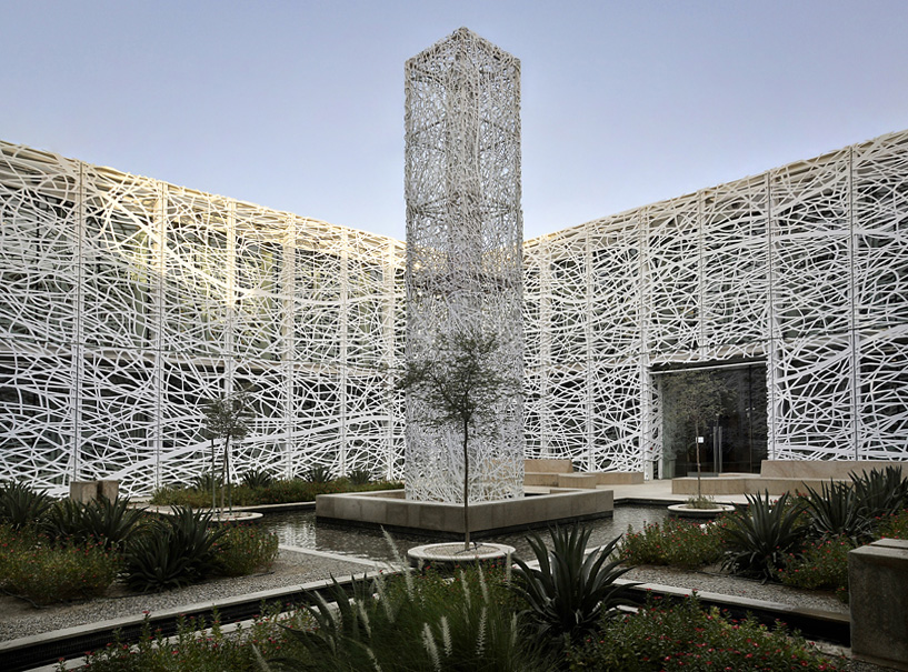 HBKU student center by legorreta legorreta in doha