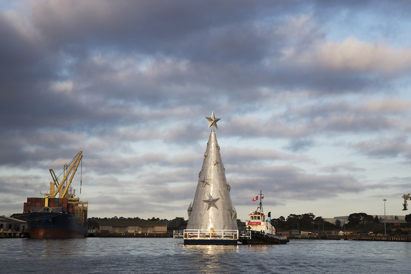 geelong floating christmas tree illuminates corio bay in australia