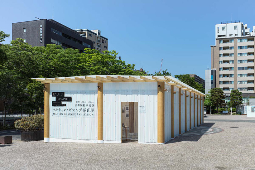 shigeru ban builds temporary pavilion for kyoto photo festival - 818 x 545 jpeg 106kB