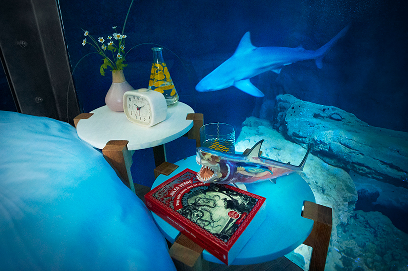 Airbnb Offers Underwater Shark Suite With 360 176 Glass Walls