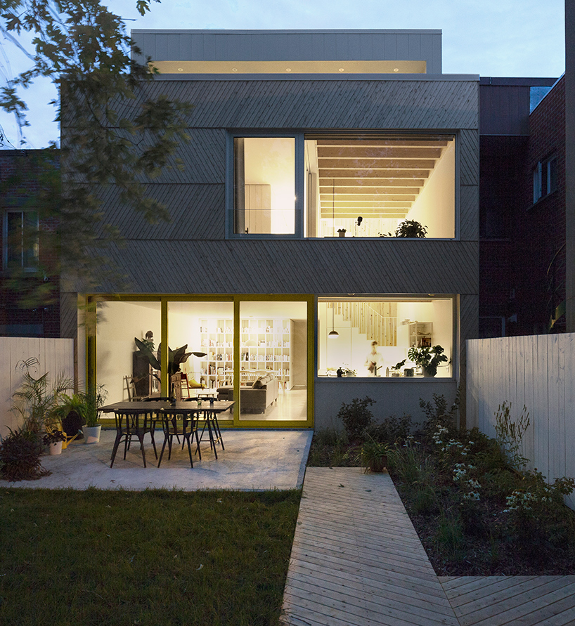 la SHED architecture rearranges clark house to face garden