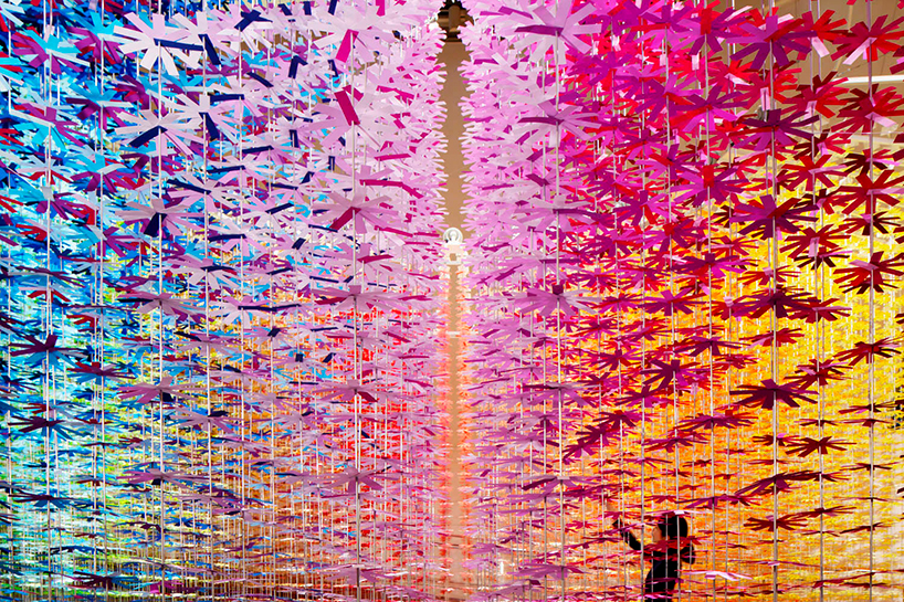 rainbow number by color immerses in moureaux's installation tokyo emmanuelle